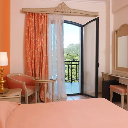 Hotel Paleo Artnouveau 4*